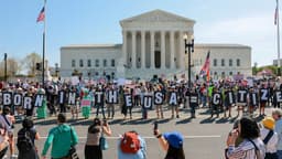 Supreme Court Rejects Trump Birthright Citizenship Order, Preserving 14th Amendment Rule