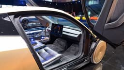 Trump quietly clears the road for Musk’s Cybercab