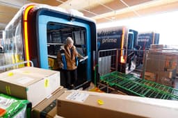 US Economy Faces Job Uncertainty