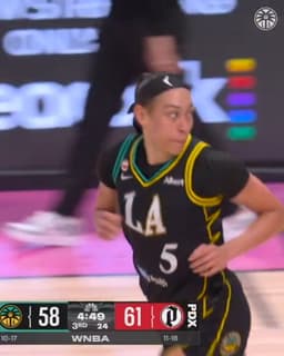 @LASparks: An efficient double-double for Dearica!  

23 PTS | 10 REB | 4 AST | 2 BLK | 11-15 FGM https://t.co/...