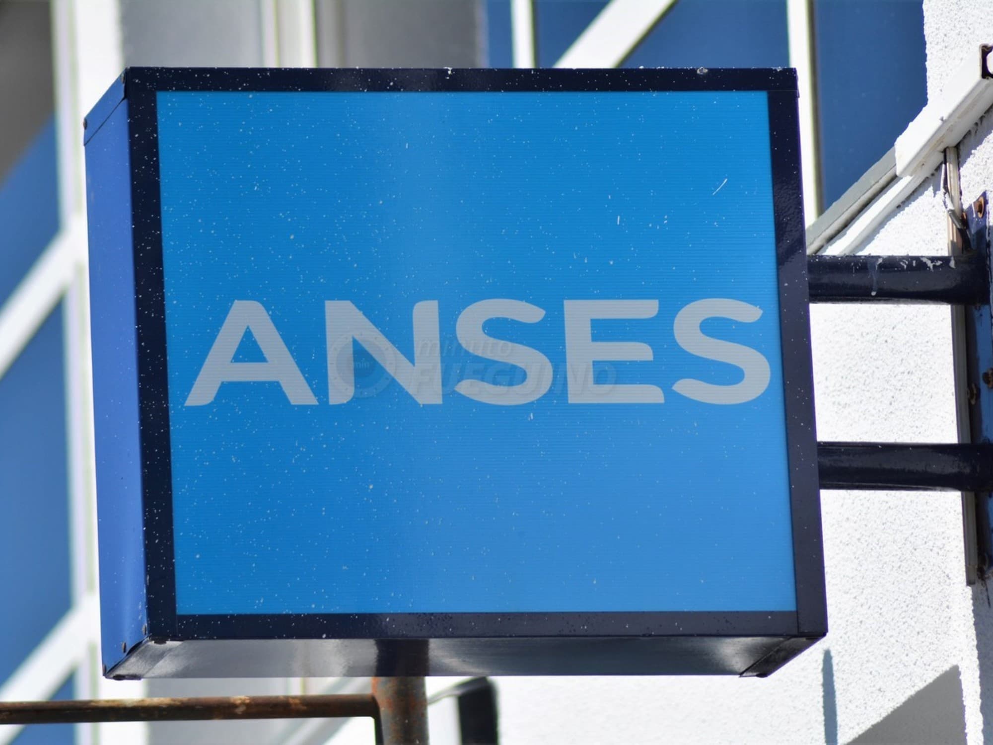 ANSeS: quiénes no podrán cobrar AUH en abril 2026