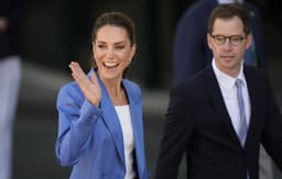 Princess Kate wore a blue pantsuit at Wimbledon & ...