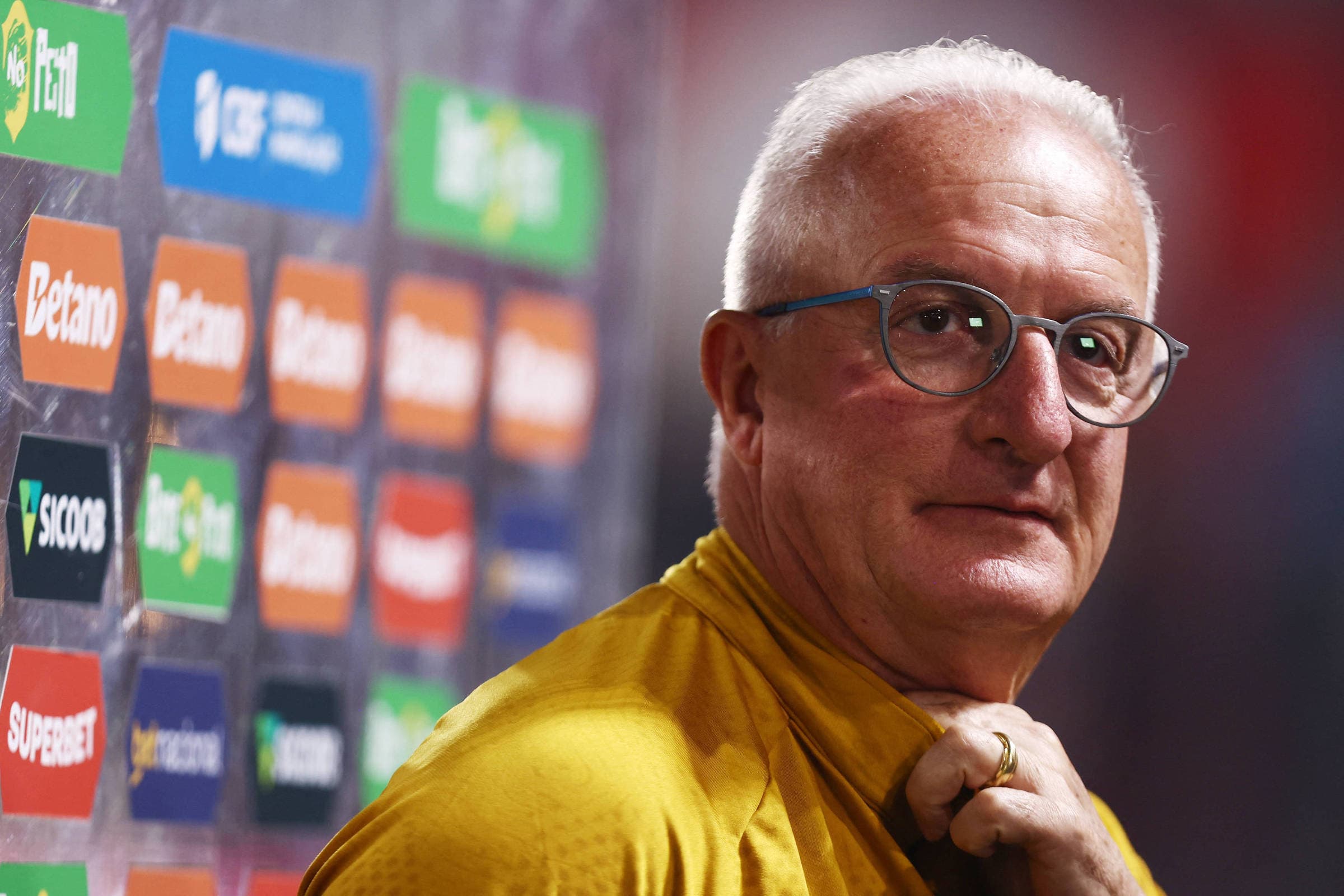 Após 'apagão' do São Paulo, Dorival lembra do Corinthians