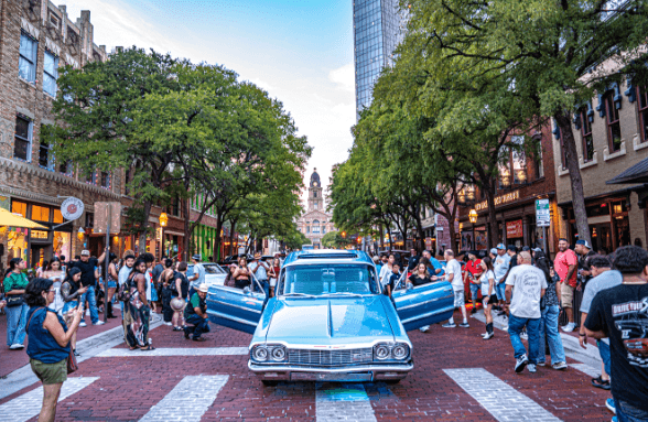 SUNDANCE SQUARE CAR & CULTURE SHOW - Fort Worth