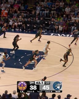 @LASparks: Keep dishing to Dearica! 

@dearicamarie x @WNBA https://t.co/xOhPFAznXn