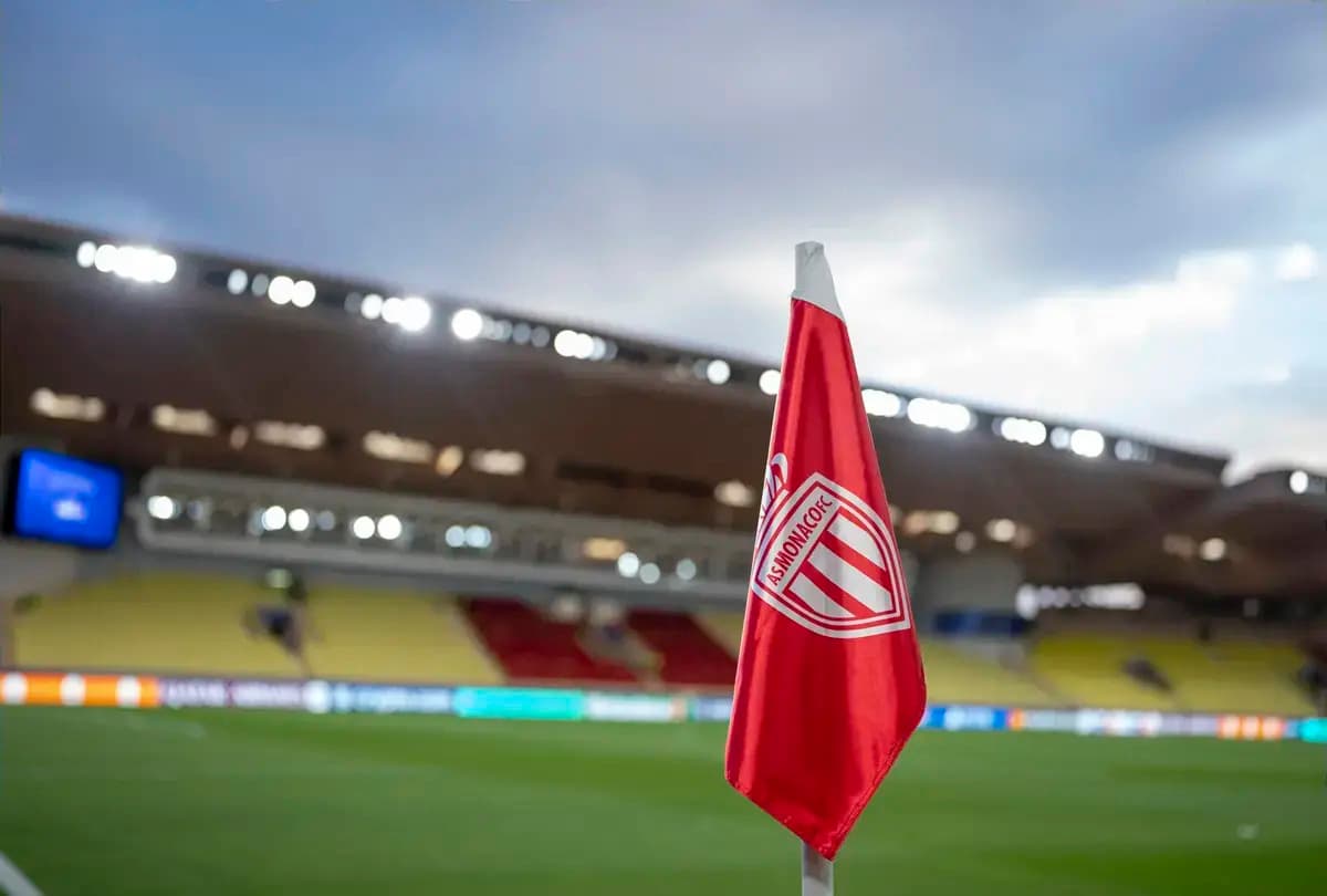 Man City winger Mathys Detourbet joins AS Monaco on ...