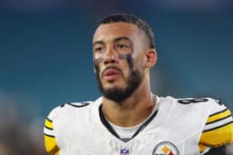 @RapSheet: Former #Steelers and #Titans WR Lance McCutcheon, who had announced his retirement earlier this offs...