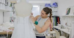 Taylor Swift wedding-dress fever puts bridal brands on ...