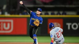 Mariners' Cole Young Could Benefit From AL Gold Glove ...