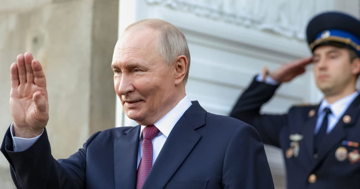Putin rules out Zelenskyy meeting, touts a new world order at ‘Russian Davos’