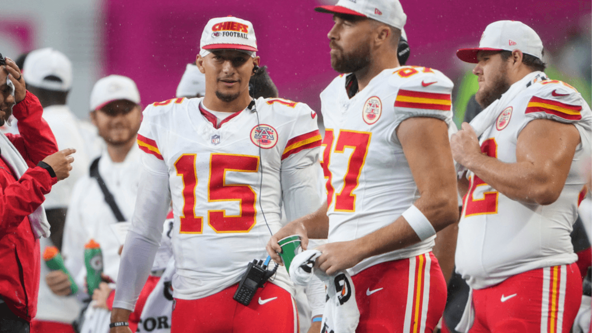 Travis Kelce warns Patrick Mahomes: "I still haven't played ...