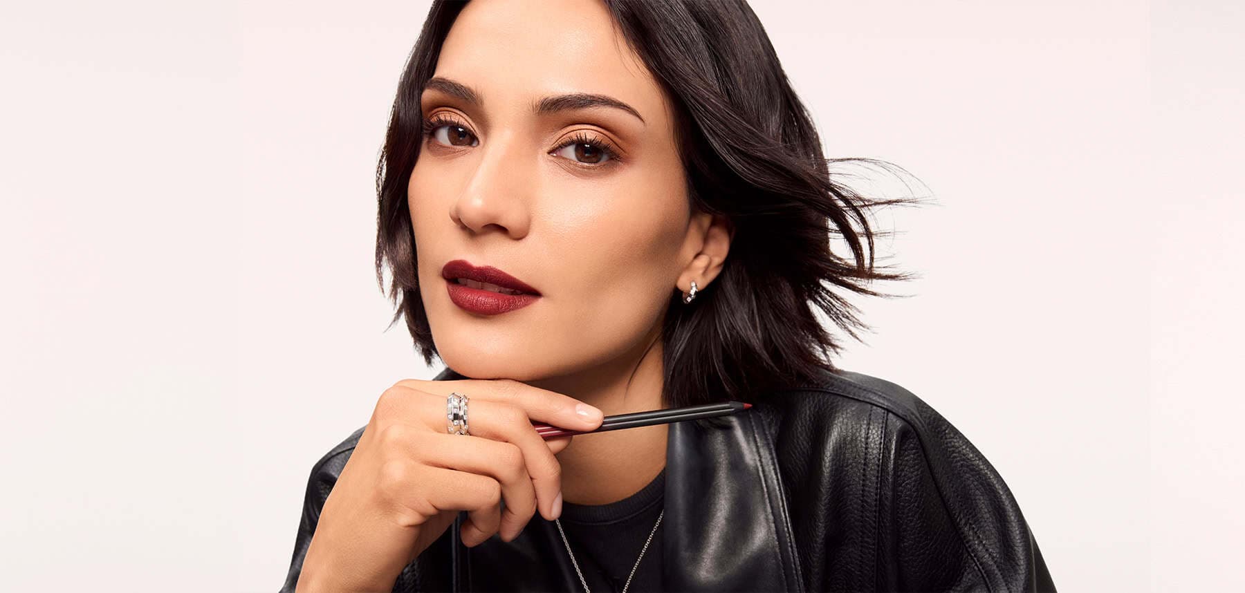 Louis Vuitton's New Crayon Lip Liner Is A Beauty Bag ...