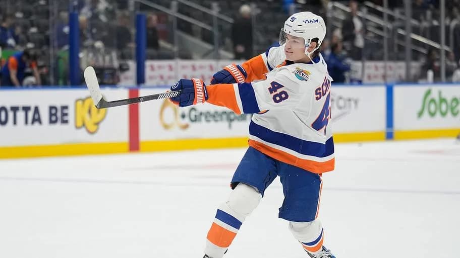 NY Islanders' Matthew Schaefer Is Living Up to the Hype in ...