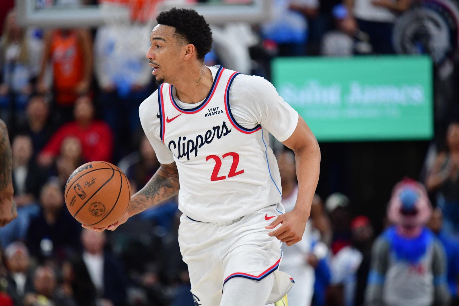 Clippers' Historic Punishment Opens Door for Jazz to Steal Key ...