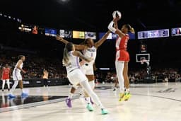 Aces hold off Valkyries behind A'ja Wilson, Jackie Young