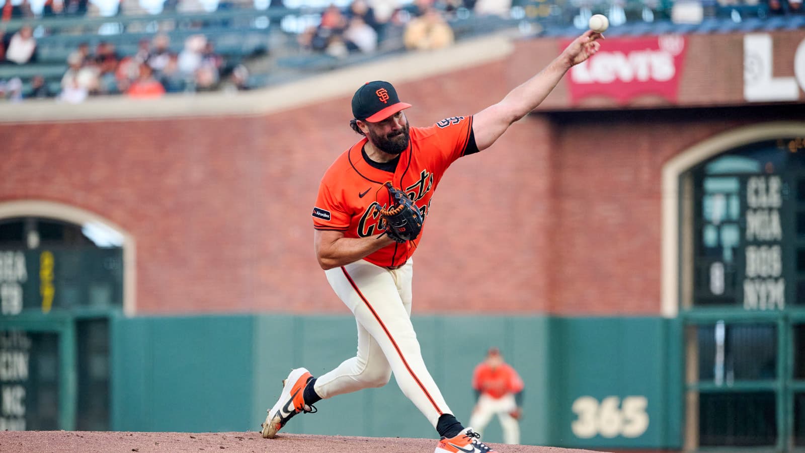 MLB rumors: Insider urges Cubs to make Giants trade for ' ...