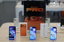 Apple's iPhone sales continue to surge as iPhone 17 outpaces iPhone 16