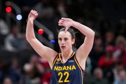 Caitlin Clark shares special postgame gesture with lucky fan