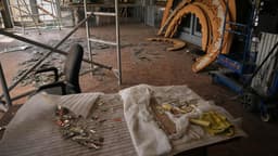 
	Iran-Israel war LIVE: Trump threatens to strike Iran's infrastructure if Strait of Hormuz isn't reopened - The Hindu
