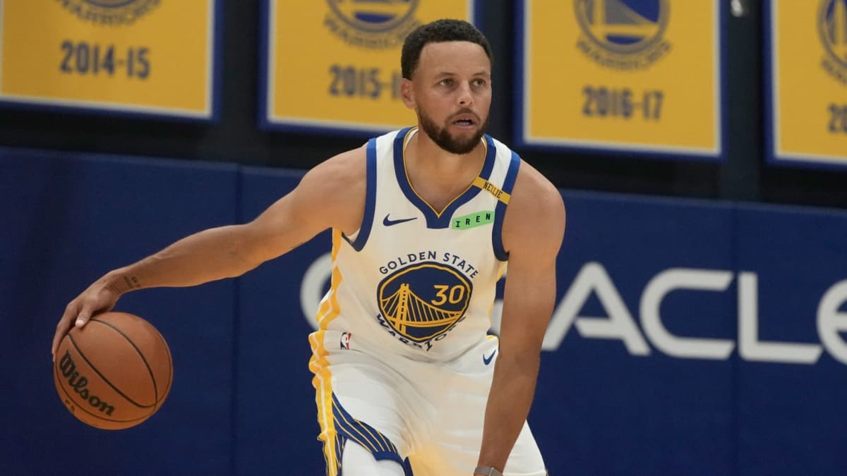 Bad signs for the Warriors! Stephen Curry leaves open ...