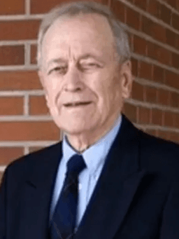 Ken Youngblood, visionary leader and old lion of the bar, dies at age 95 - Hendersonville Lightning