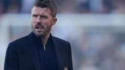 Man United under pressure and Barcelona aims to end ...