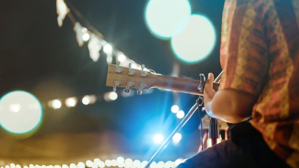 Walker Montgomery revives classic romance with new ...