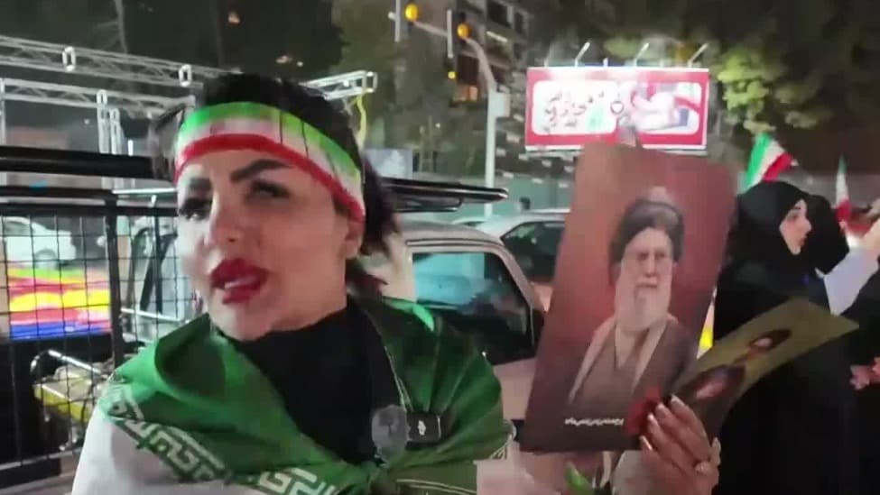 伊朗夜间集会上，民众对美伊谈判反应不一_凤凰网