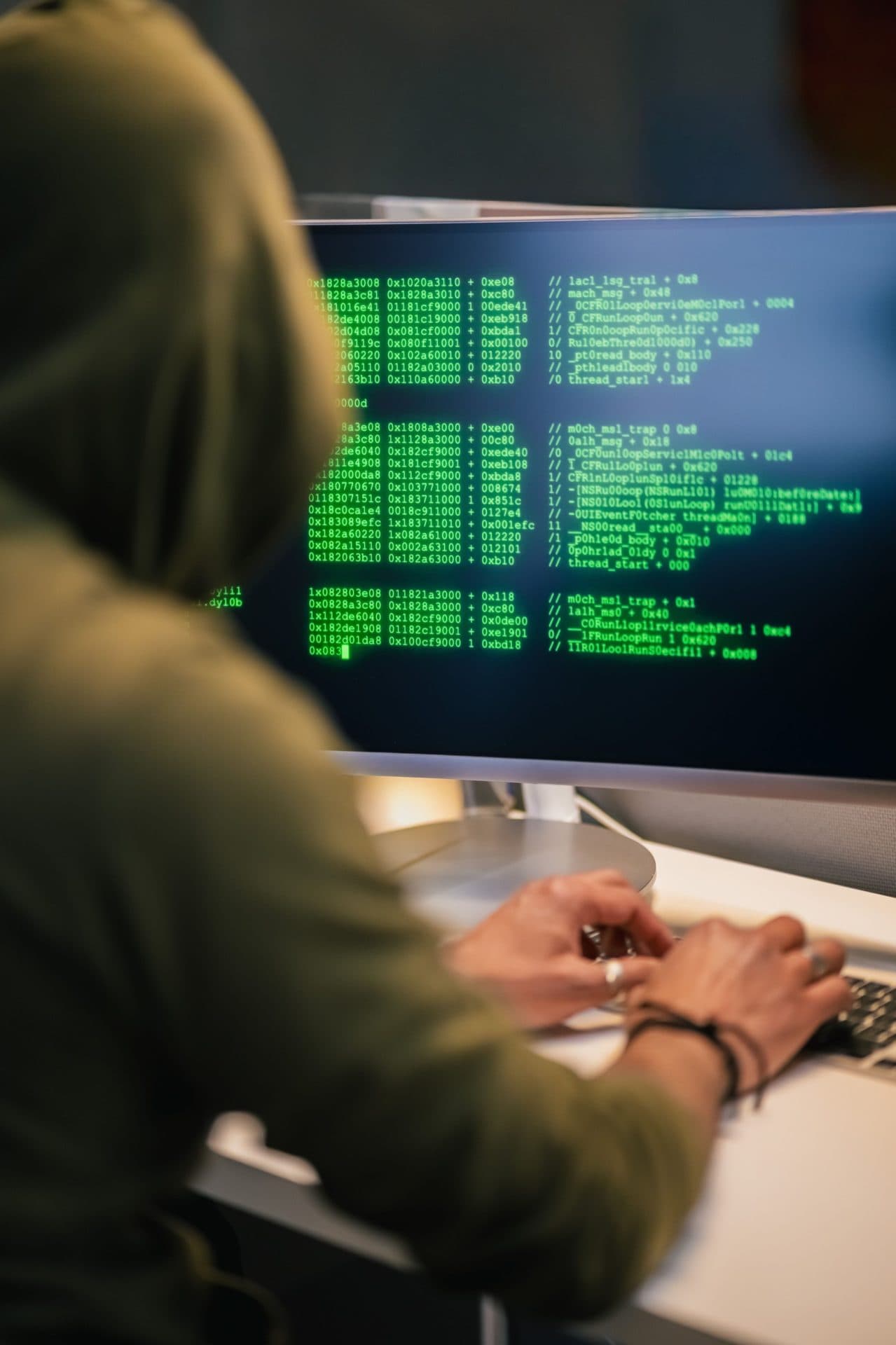 Why investors handed the Twistlock founders $51M before ...