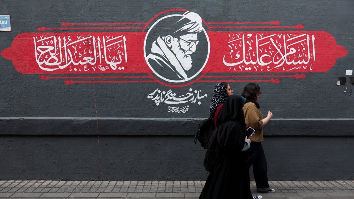 Iran maintains indirect comms as it weighs US' Hormuz plan reply