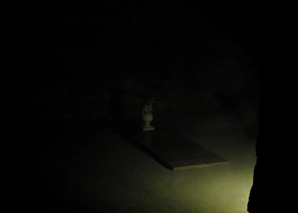 Gothic Themes: Examples and Uses