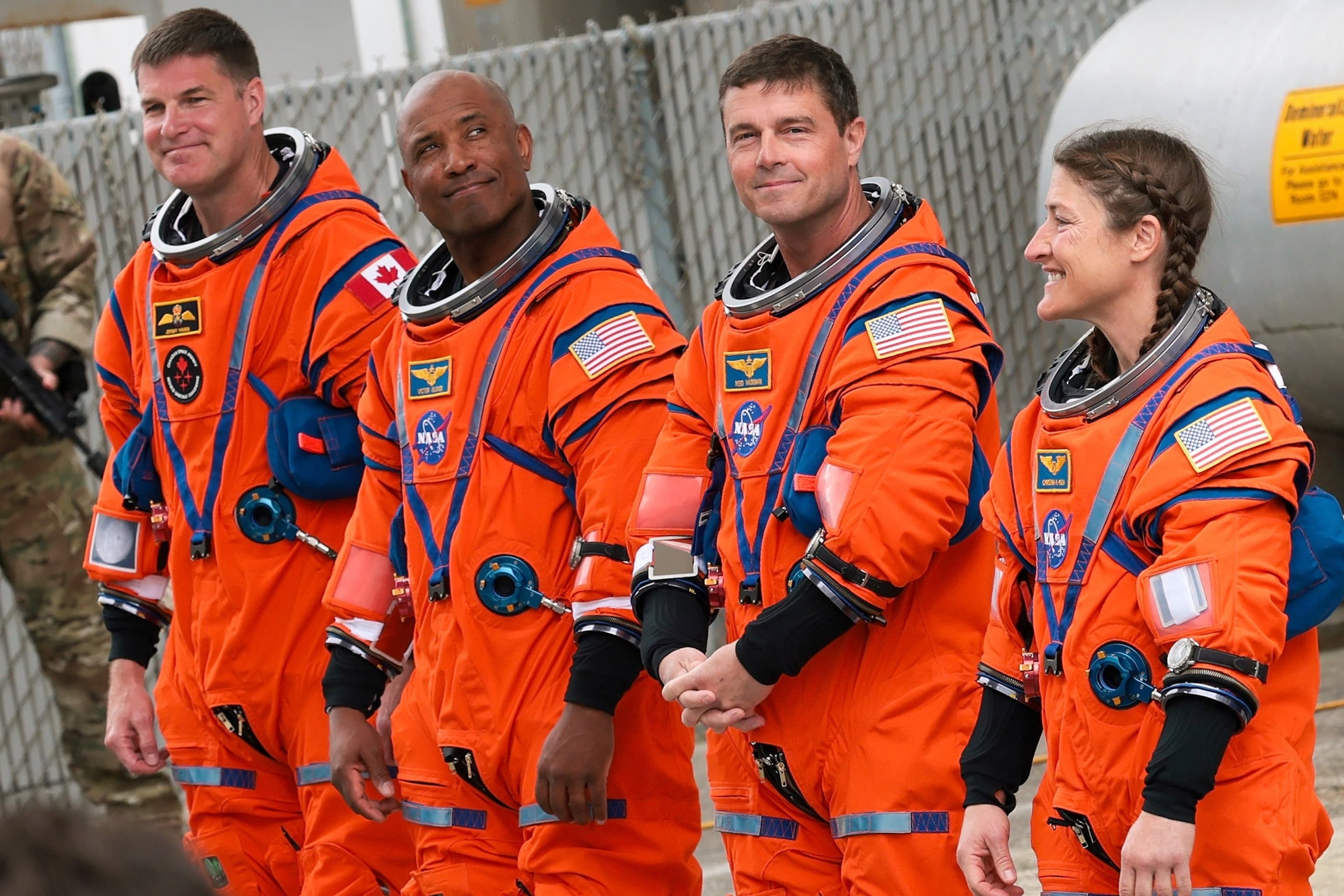 home, Artemis': Crew celebrates historic 10-day moon ...