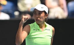 中国女网强势崛起，张帅6-1大胜晋级，袁悦惊险逆转双双挺进16强|WTA500|施拉姆科娃|勒普琴科|资格赛|选手_新浪新闻