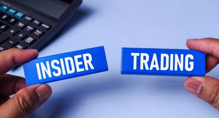 CRWV, CVBF, KLRS — Insiders Are Buying These 3 Stocks