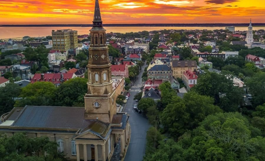 Charleston, SC Real Estate Guide: 2026 Buyer Breakdown