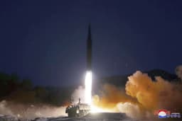 N. Korea Fires Fresh Missiles in Response to US Sanctions