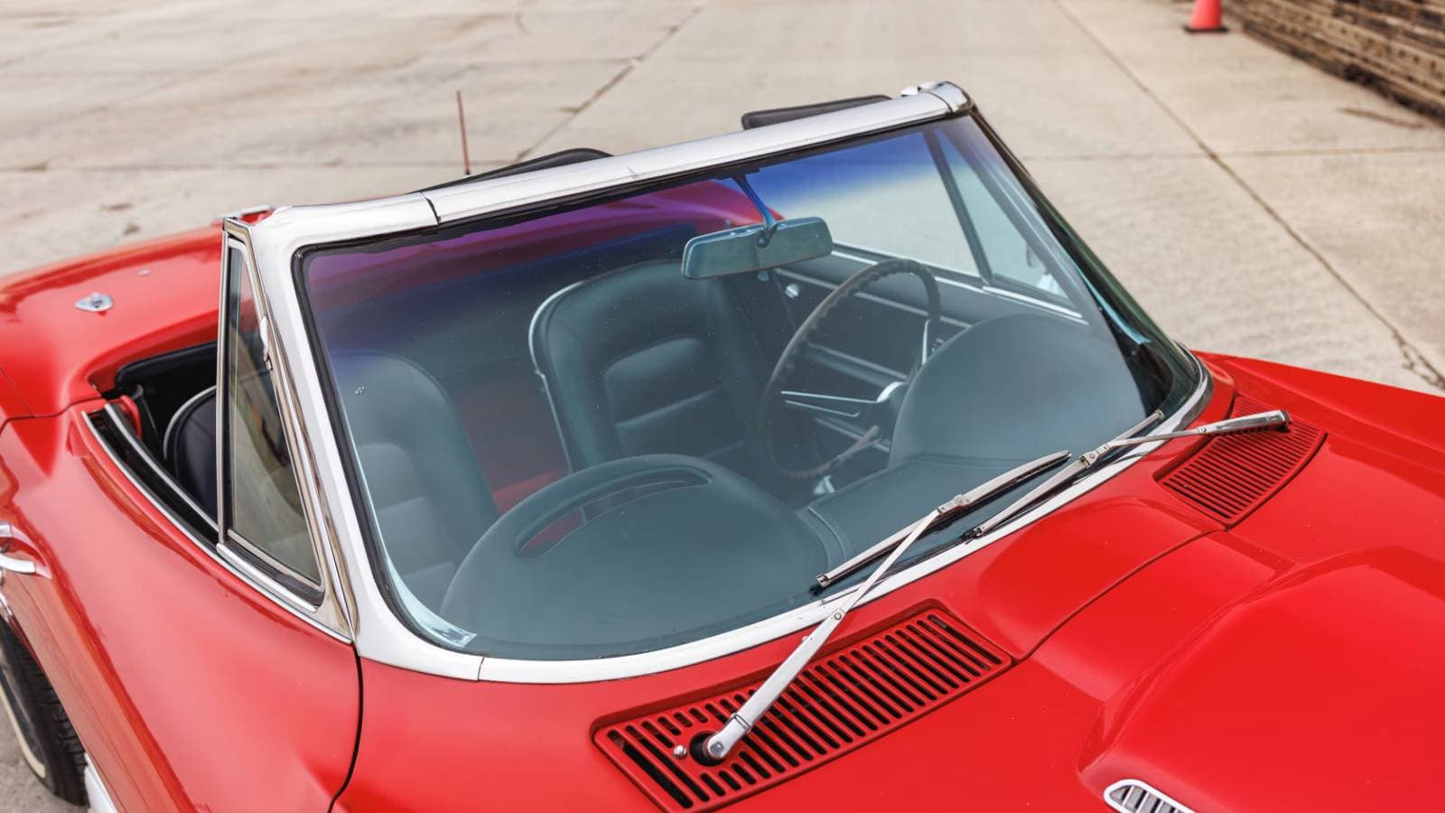6 '60s Convertibles Collectors Are Quietly Stockpiling