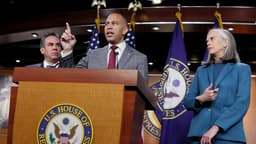 Hakeem Jeffries Says Trump Is the Bigger Issue as Democrats Face Party Divisions