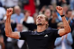 Regarding Zverev