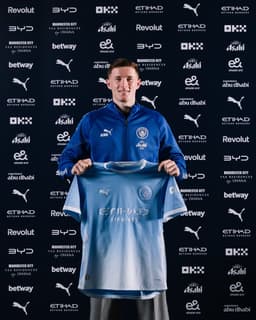 @ManCity reposted: Here &amp; ready. @ManCity 🩵 https://t.co/yUn5CGqlpi