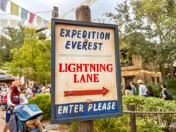 Enjoy This Lightning Lane Loophole in Disney World While It Lasts