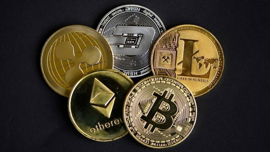 Bitcoin ETF Inflows Surge, BTC Range-Bound