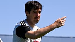 Andoni Iraola has given game away about what Liverpool ...