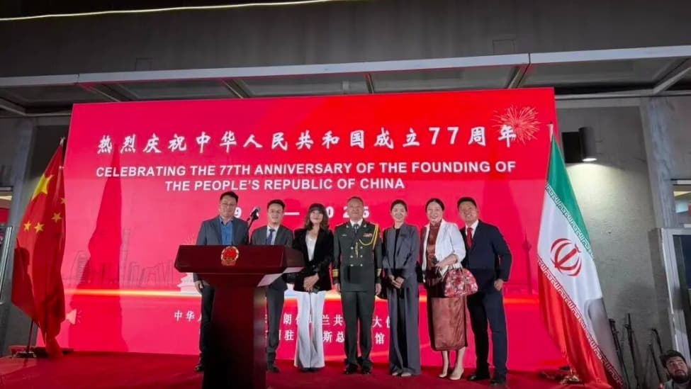 凤凰女记者德黑兰日志丨写给美国人的26页长信，与战争中的 ...