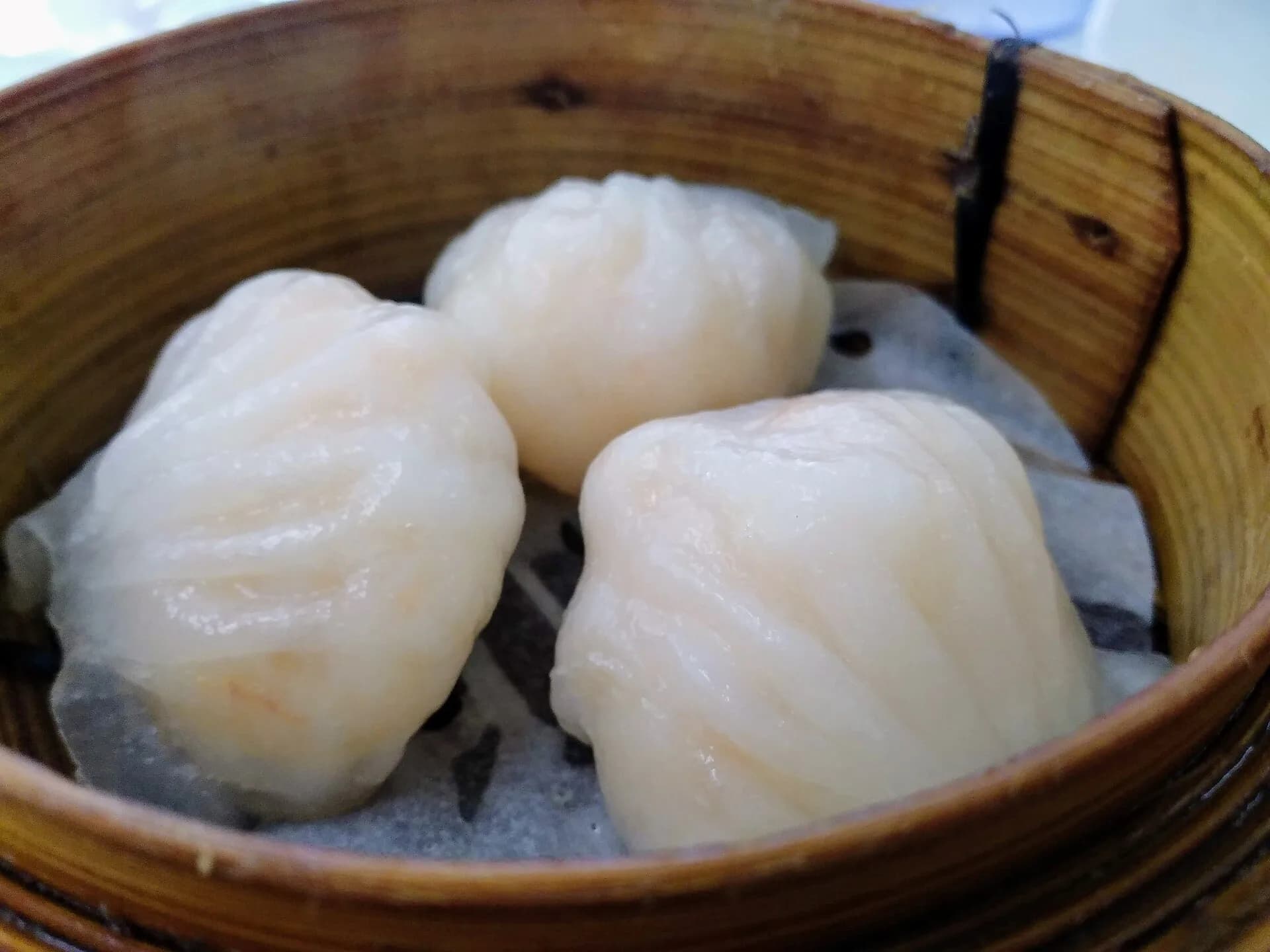 Dim Sum and Yum Cha: Cantonese Tea House History