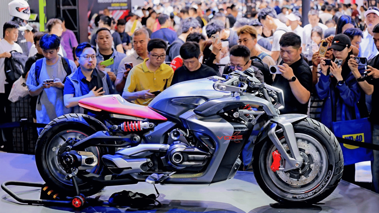 Voge launches plug-in-hybrid CU-X cruiser concept at ...