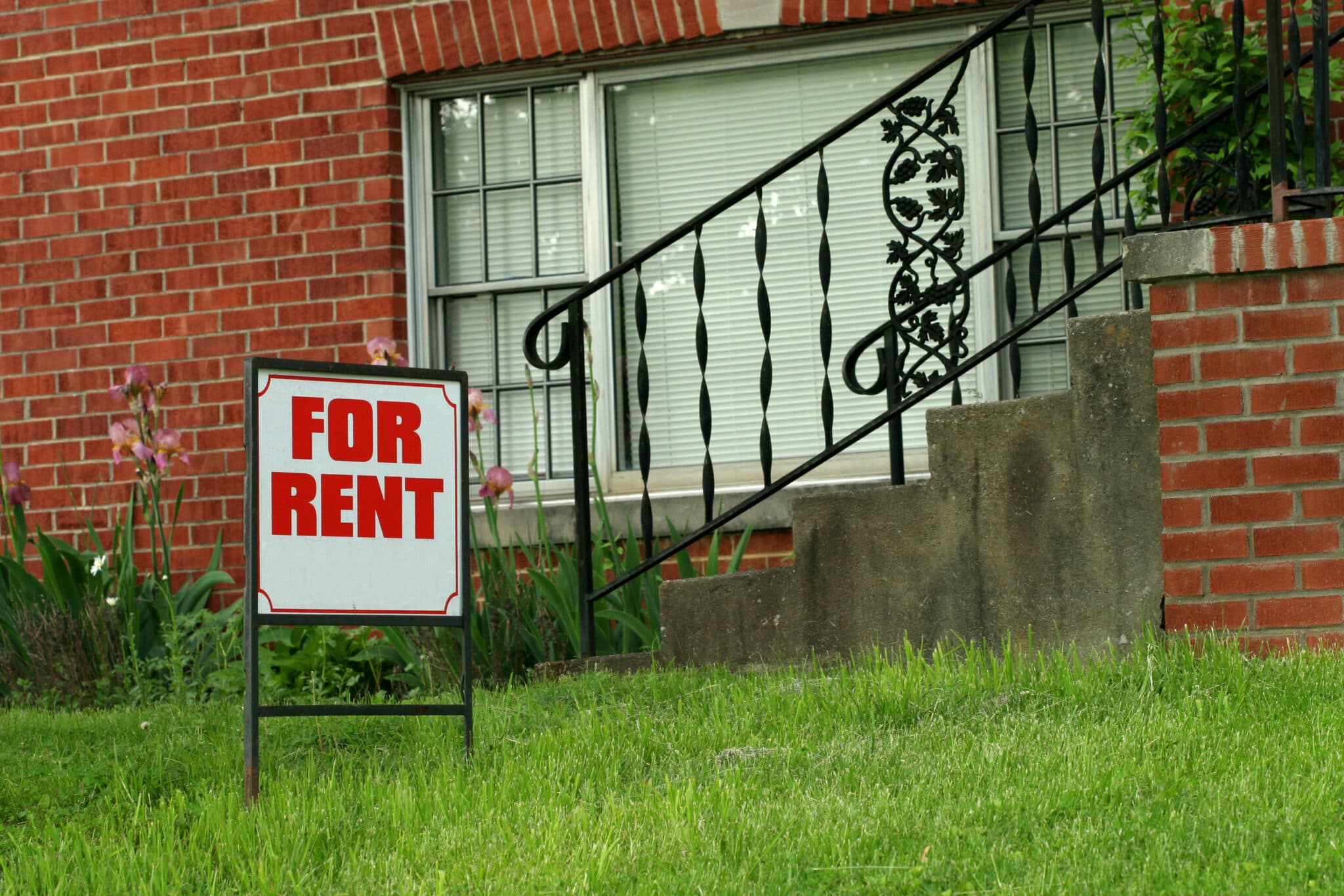 Voucher holders face housing hurdles as Trump proposes federal cuts