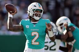 Malik Willis turns adversity into progress in Dolphins' first victory