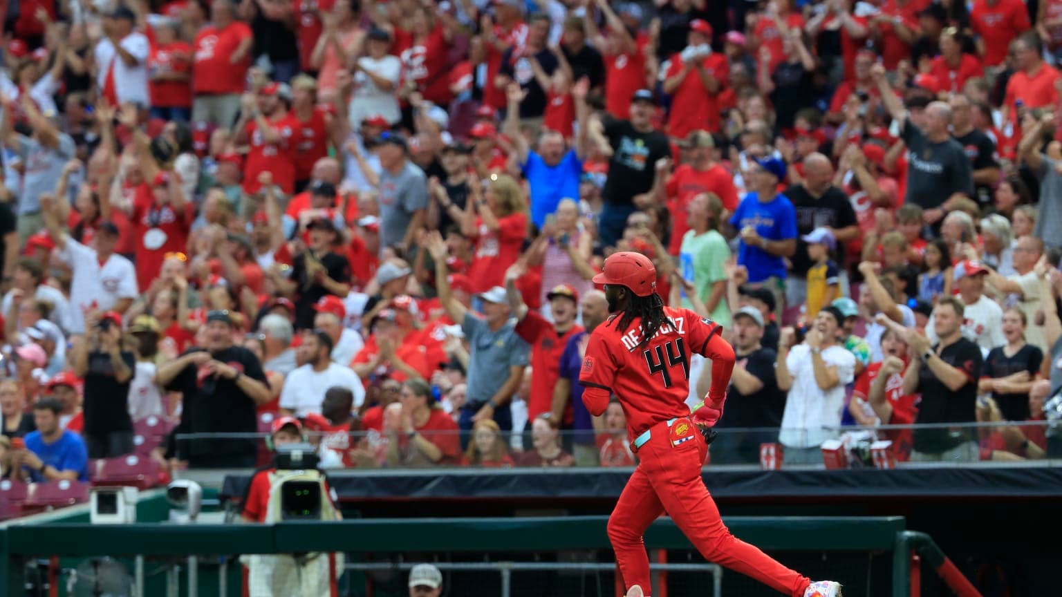 Elly De La Cruz crushes 438-foot home run - Cincinnati - MLB.com