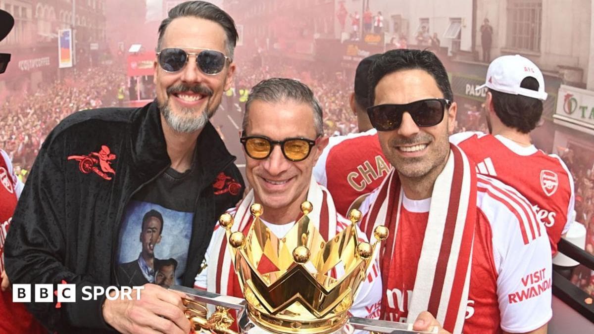 Are Arsenal taking a risk in not signing a world-class forward? - BBC